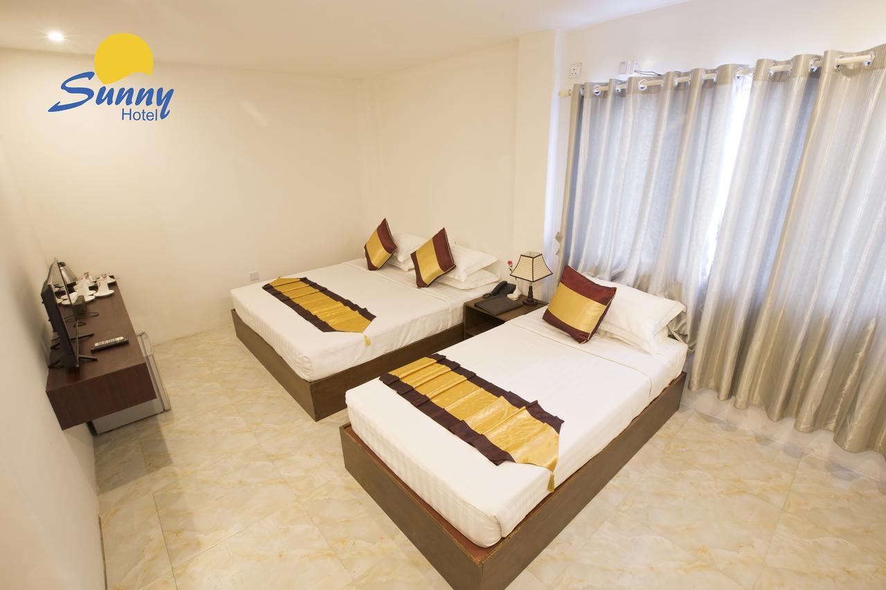 Hotel Sunny Mandalay Bagian luar foto
