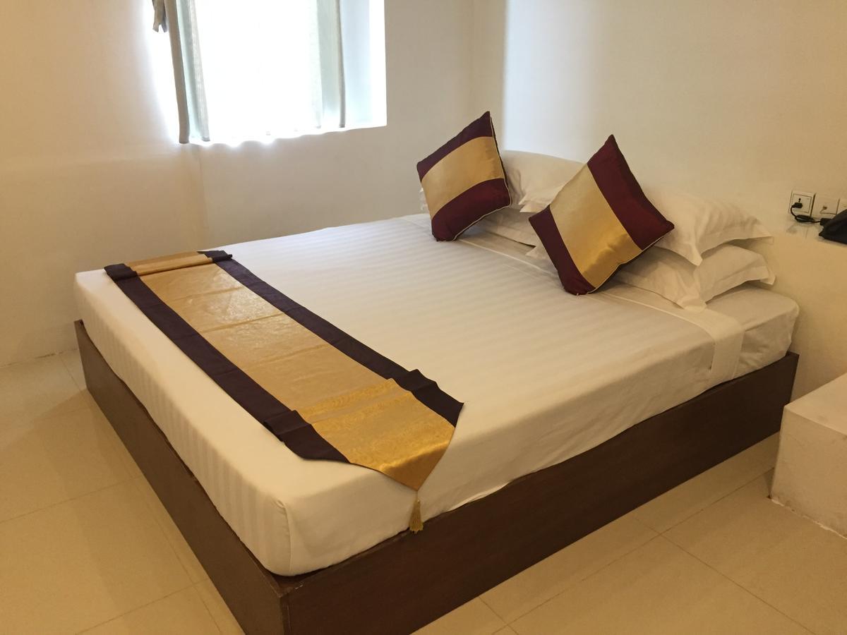 Hotel Sunny Mandalay Bagian luar foto