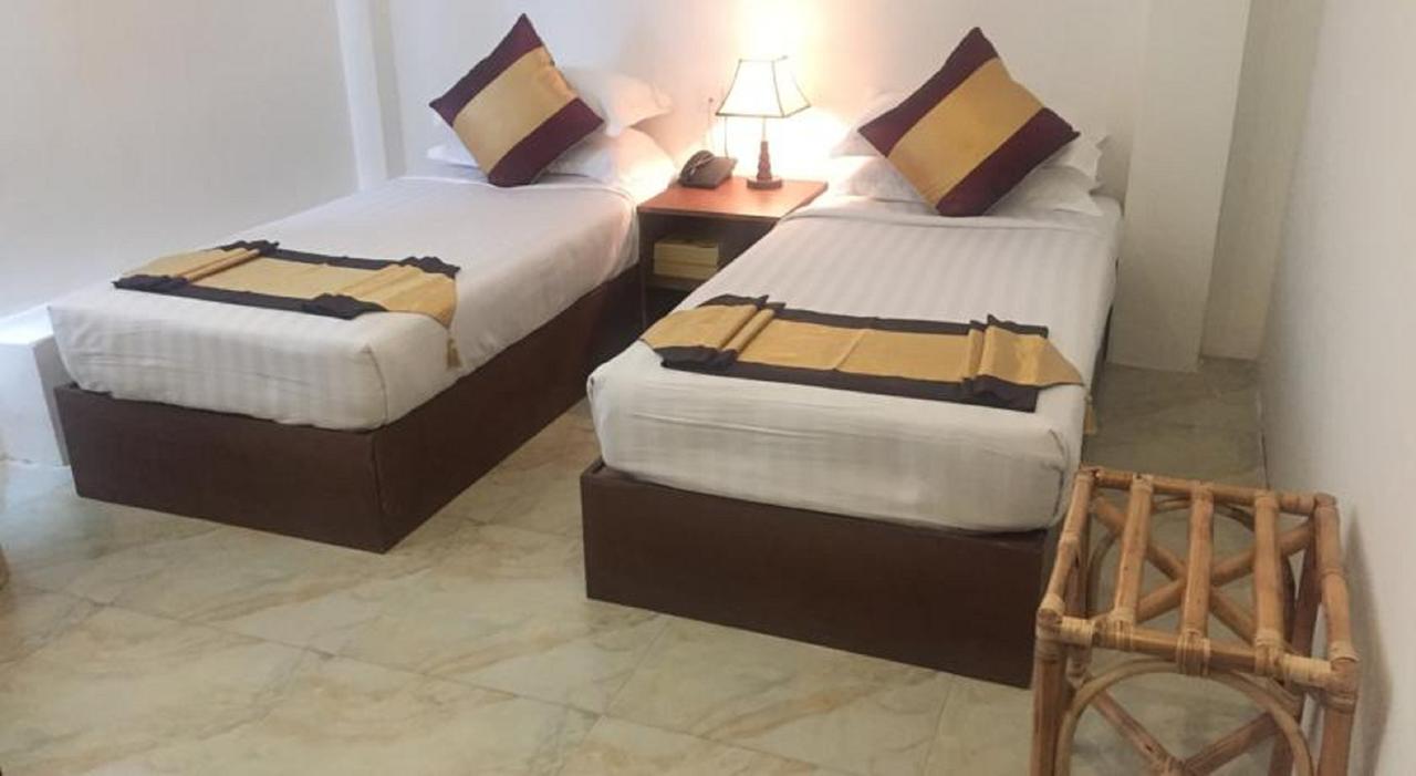 Hotel Sunny Mandalay Bagian luar foto