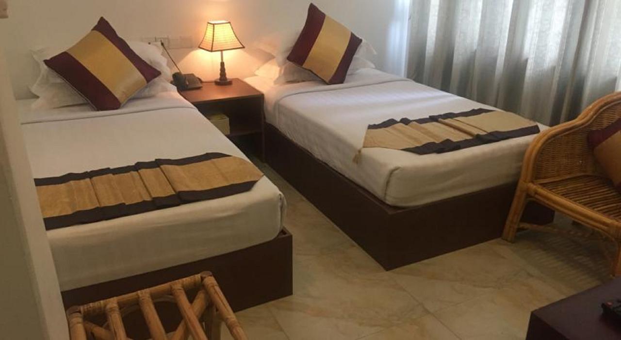 Hotel Sunny Mandalay Bagian luar foto