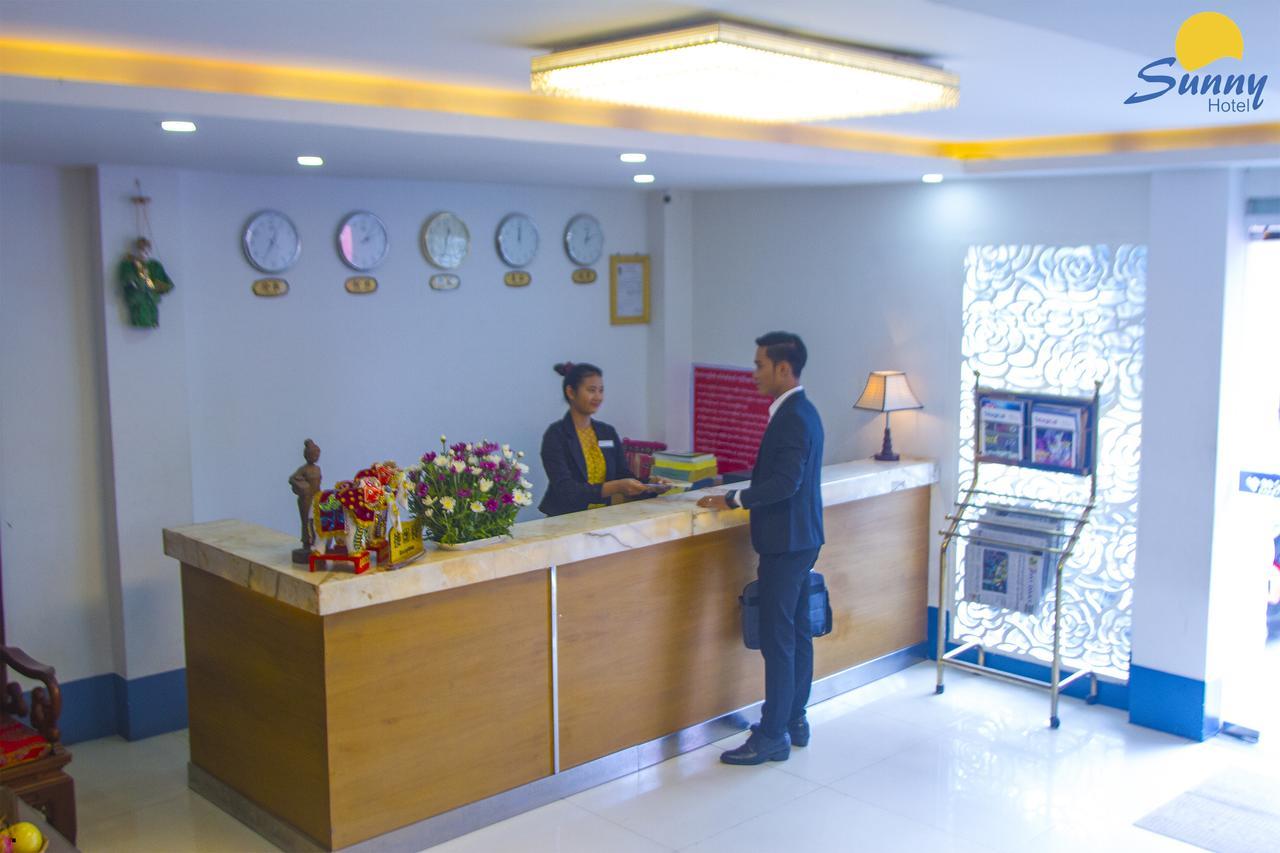Hotel Sunny Mandalay Bagian luar foto