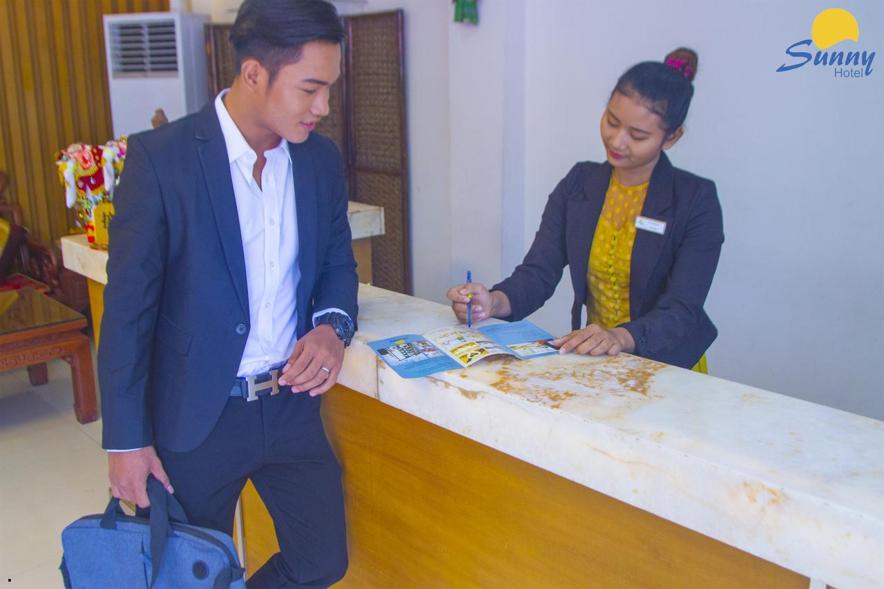 Hotel Sunny Mandalay Bagian luar foto