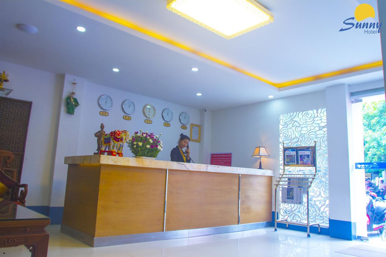 Hotel Sunny Mandalay Bagian luar foto